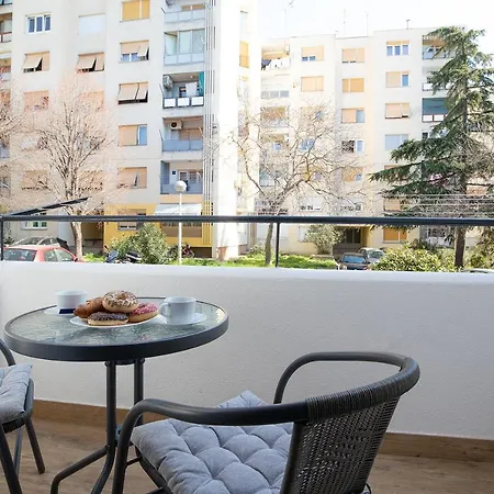 Grand Munz Lägenhet Pula